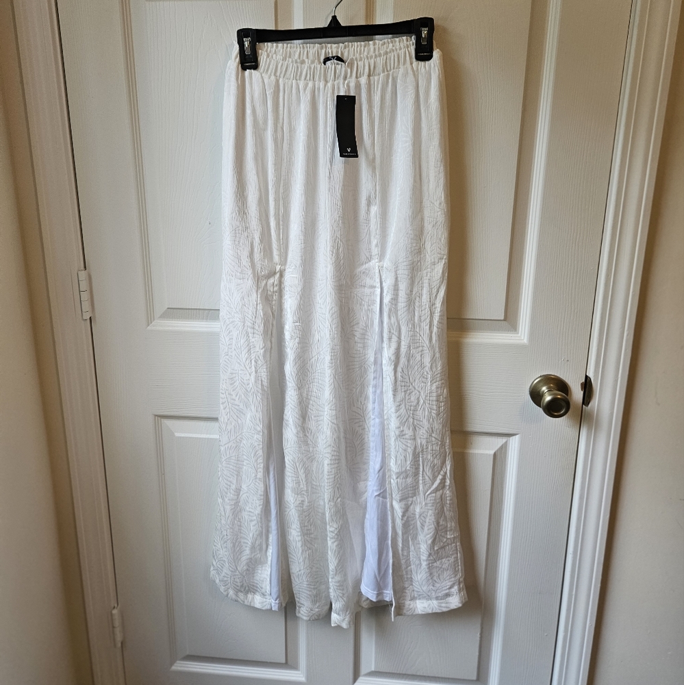 MSRP $58 NWT Lulus Wide Leg Slit Pants Size XS - Picture 3 of 7